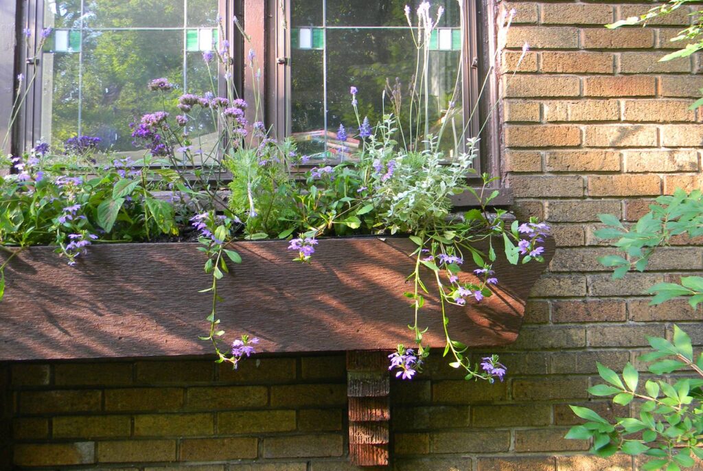 get dwell may 2026 home tip custom planter